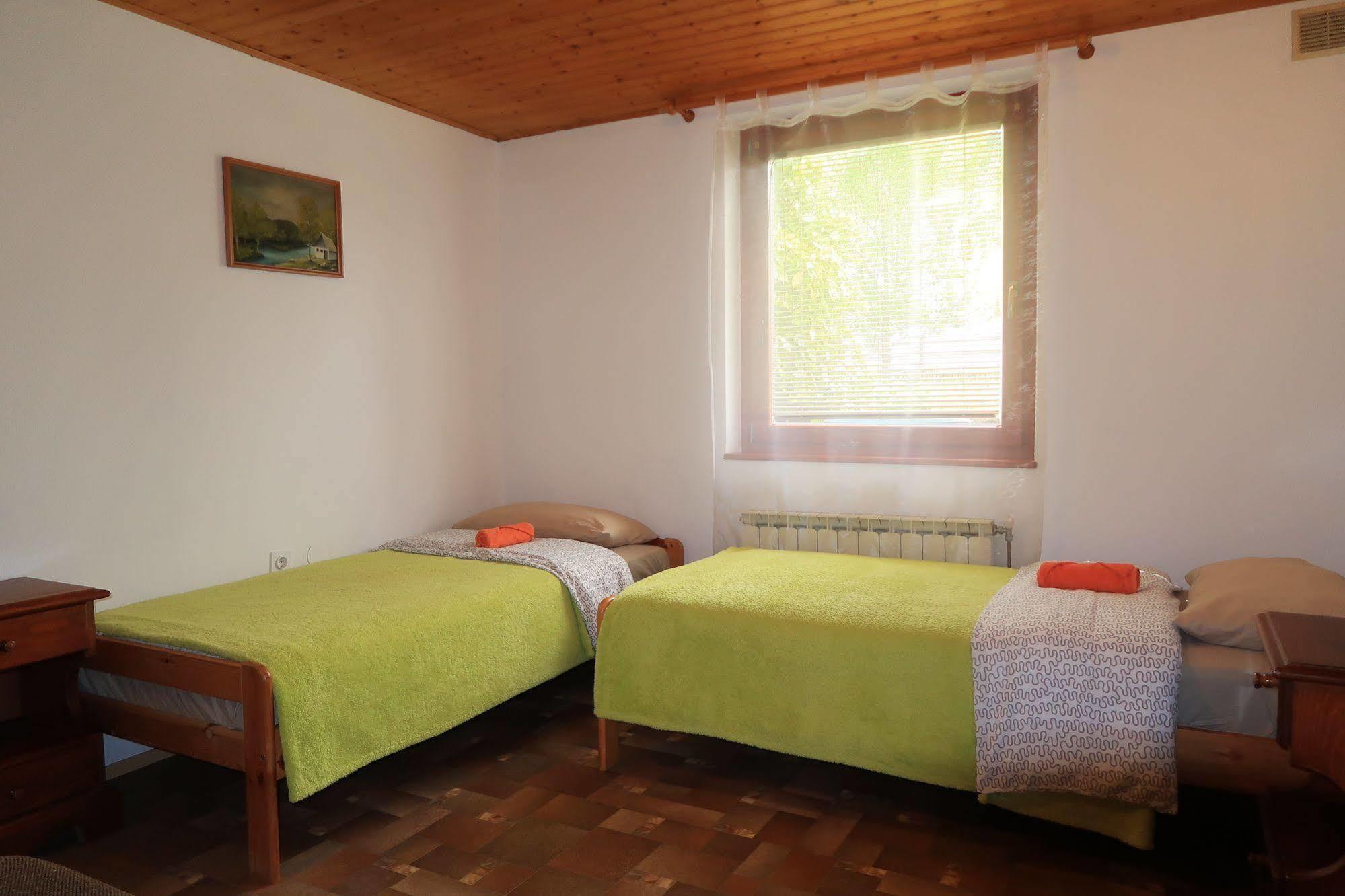 Budget Homestay Kobarid Exteriör bild