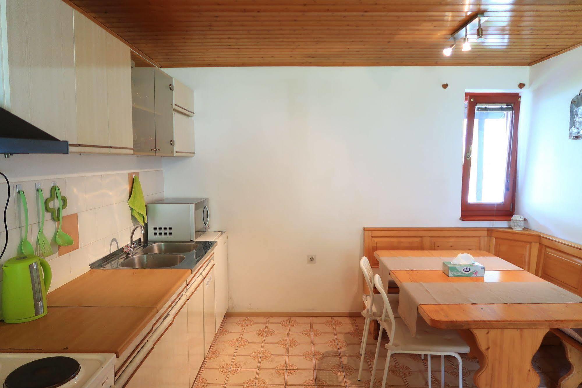 Budget Homestay Kobarid Exteriör bild
